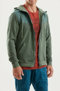 Manga Larga Y Forro Polar.-E9 Vu